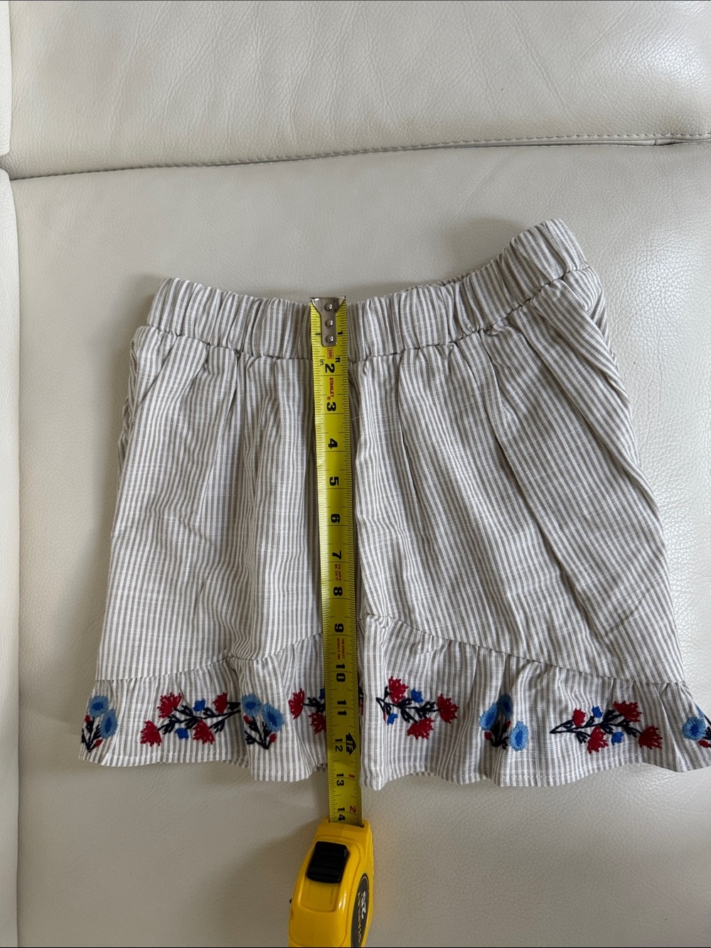 Caroline Constas White Striped Shorts with Red & Blue Floral Trim-size XS (BNWT) - Picture 7 of 8